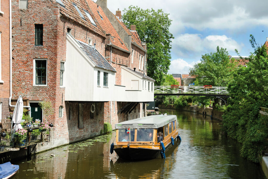Kerken- en marentocht in Delfzijl