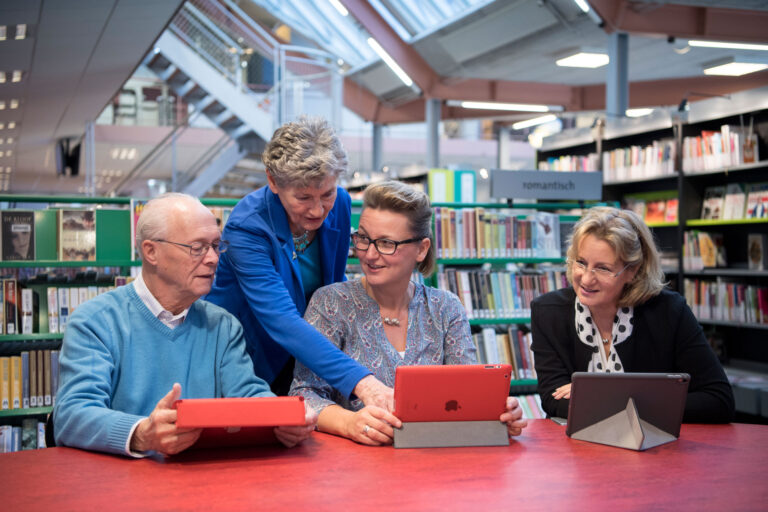 Computerhulp van SeniorWeb Delfzijl — lezing in Delfzijl